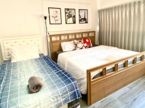 Impact Arena C3 Twin Beds By GoodRoom 24